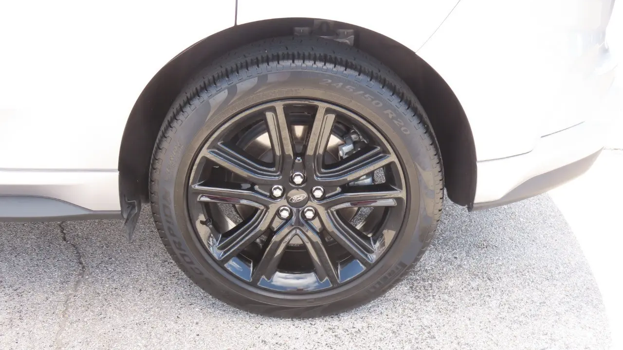 2023 Ford Edge ST-Line