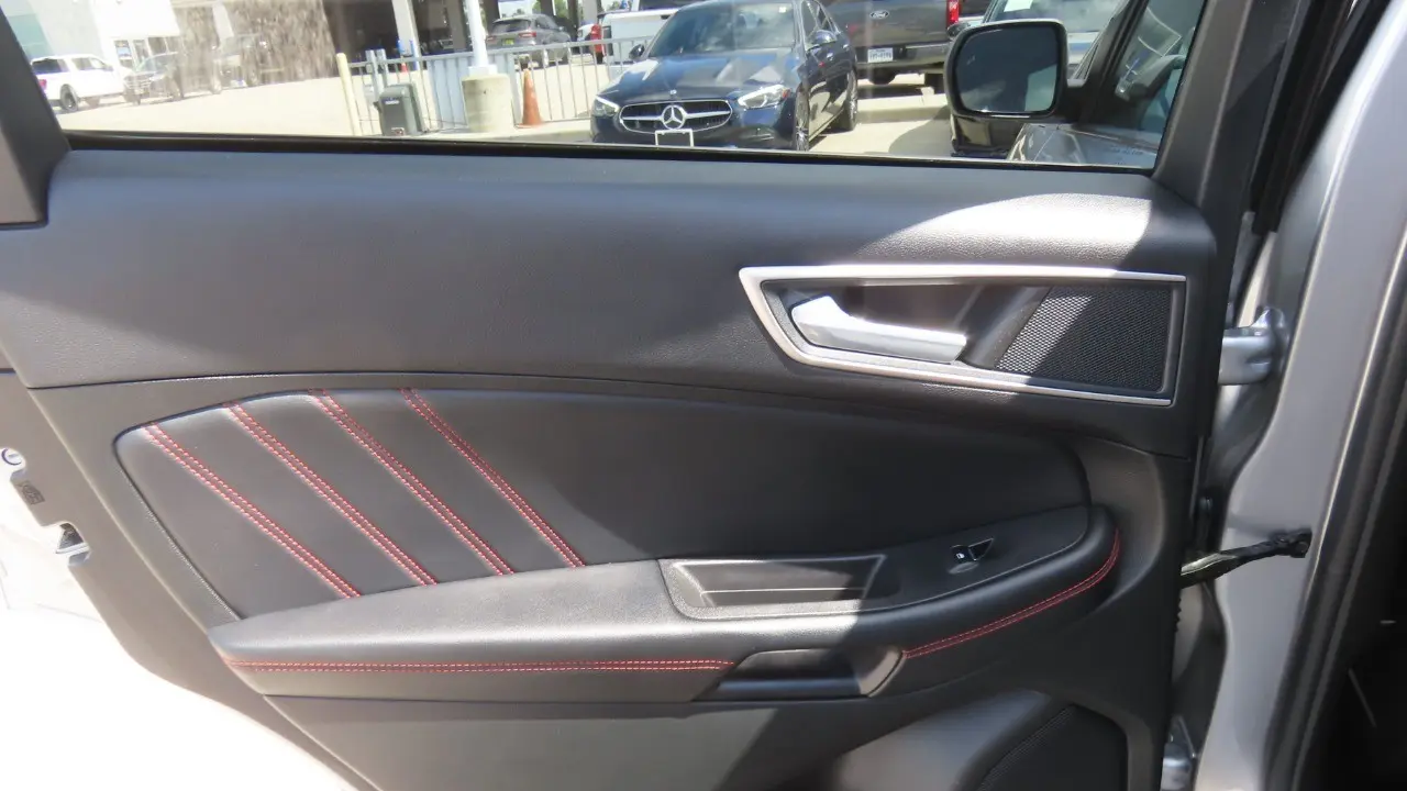 2023 Ford Edge ST-Line
