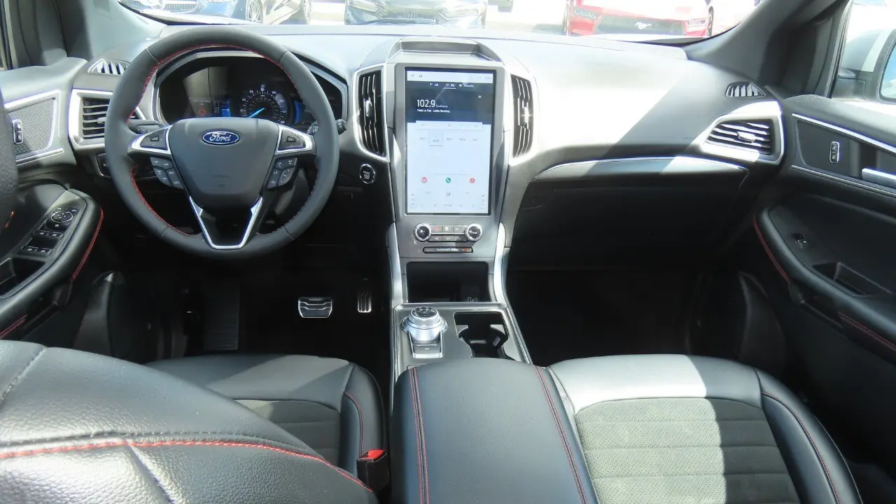 2023 Ford Edge ST-Line