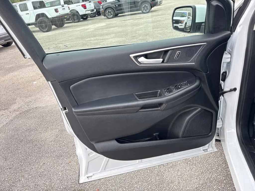 2023 Ford Edge - $24,900
