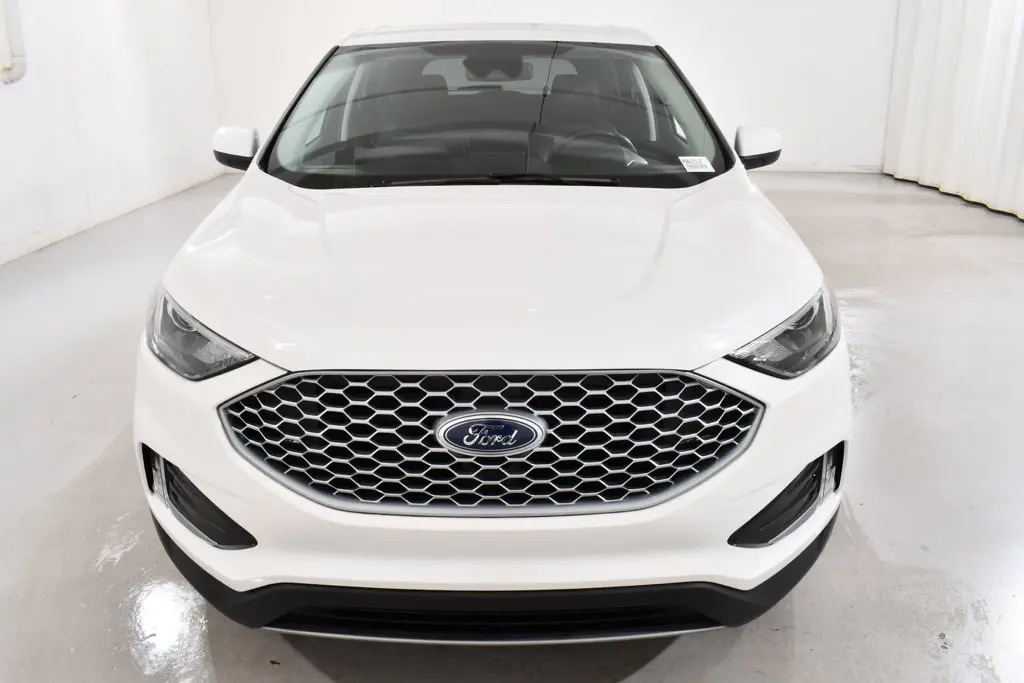 2023 Ford Edge - $25,955