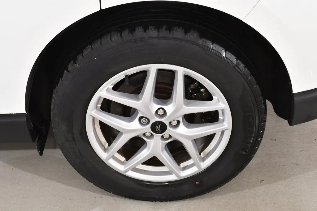 2023 Ford Edge - $25,955
