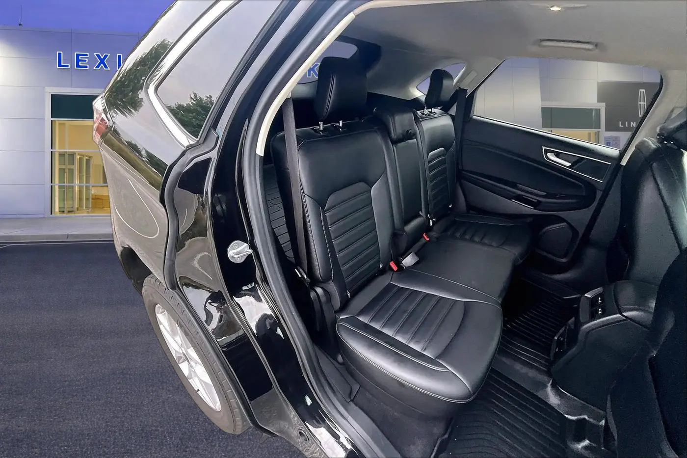 2023 Ford Edge - $21,900