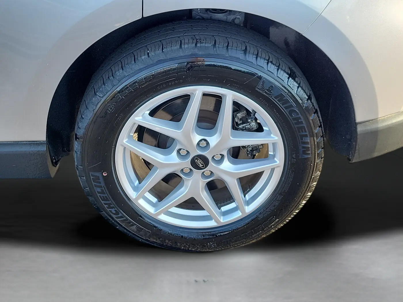 2024 Ford Edge - $25,562