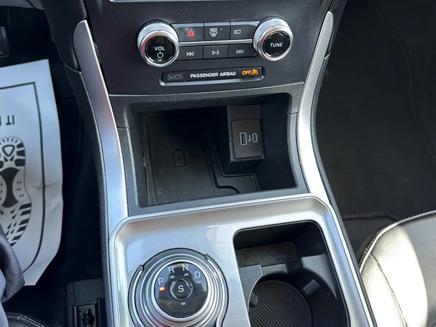 2024 Ford Edge