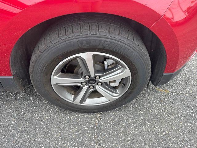 2024 Ford Edge - $28,995