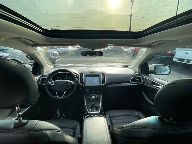 2016 Ford Edge SEL — photo 1 of 12