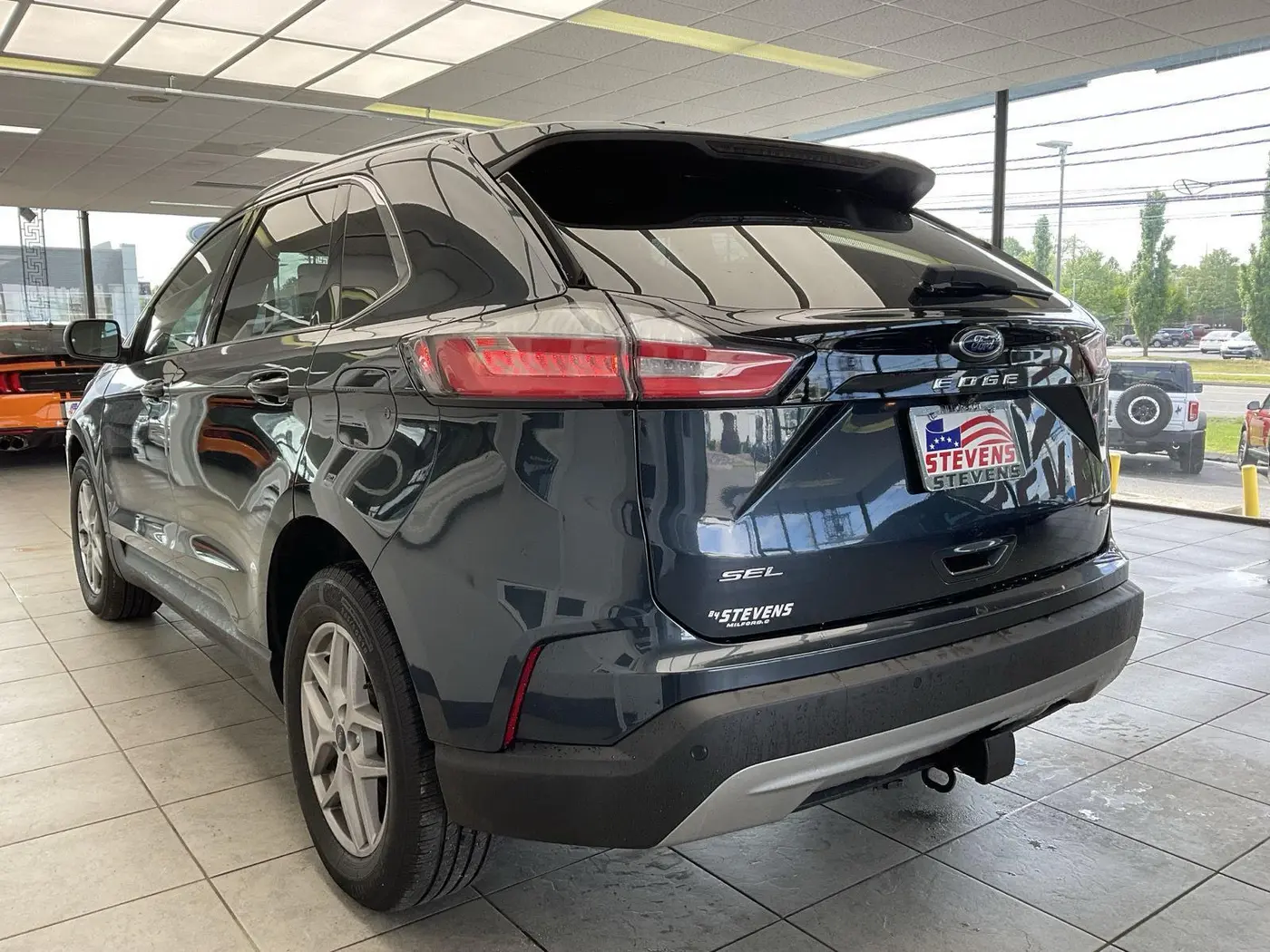 2022 Ford Edge - $25,895