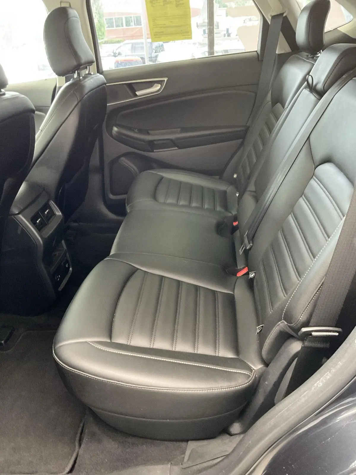 2022 Ford Edge - $25,895