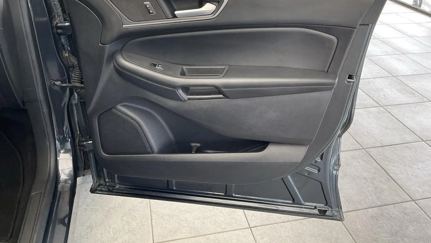 2022 Ford Edge ST-Line