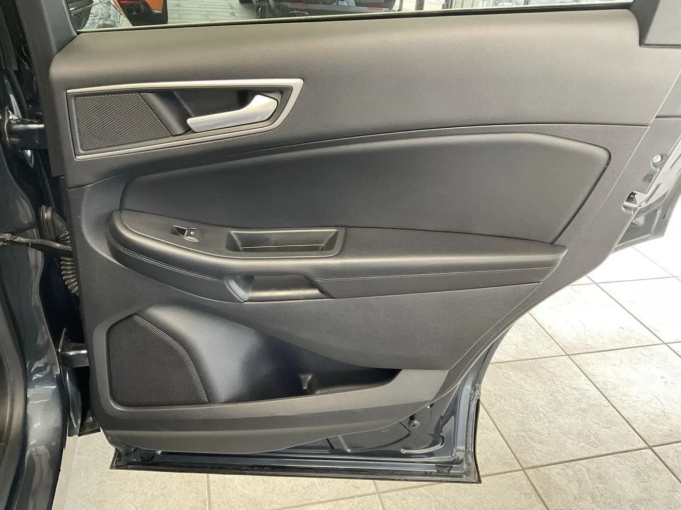 2022 Ford Edge - $25,895