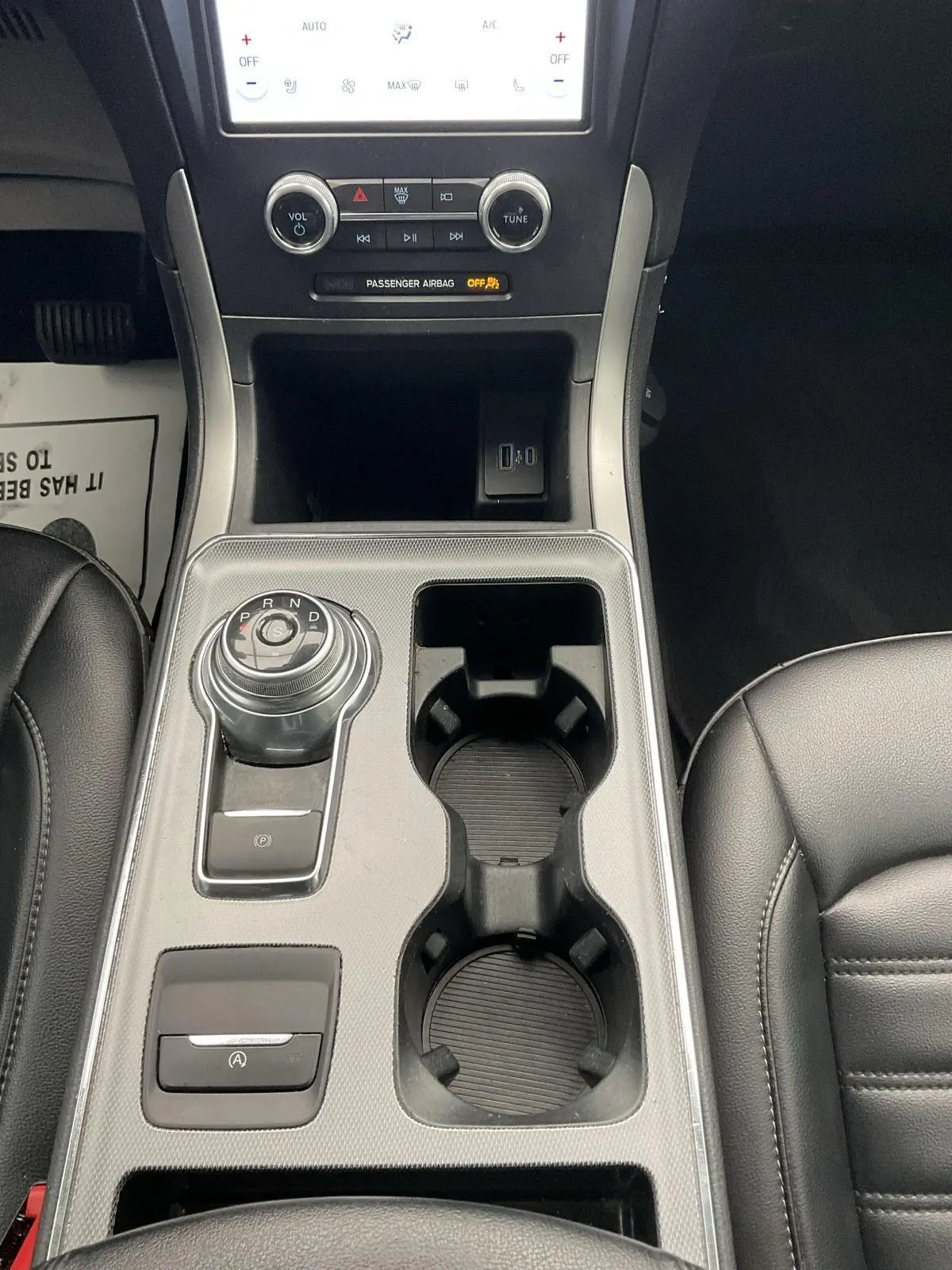 2022 Ford Edge - $25,895