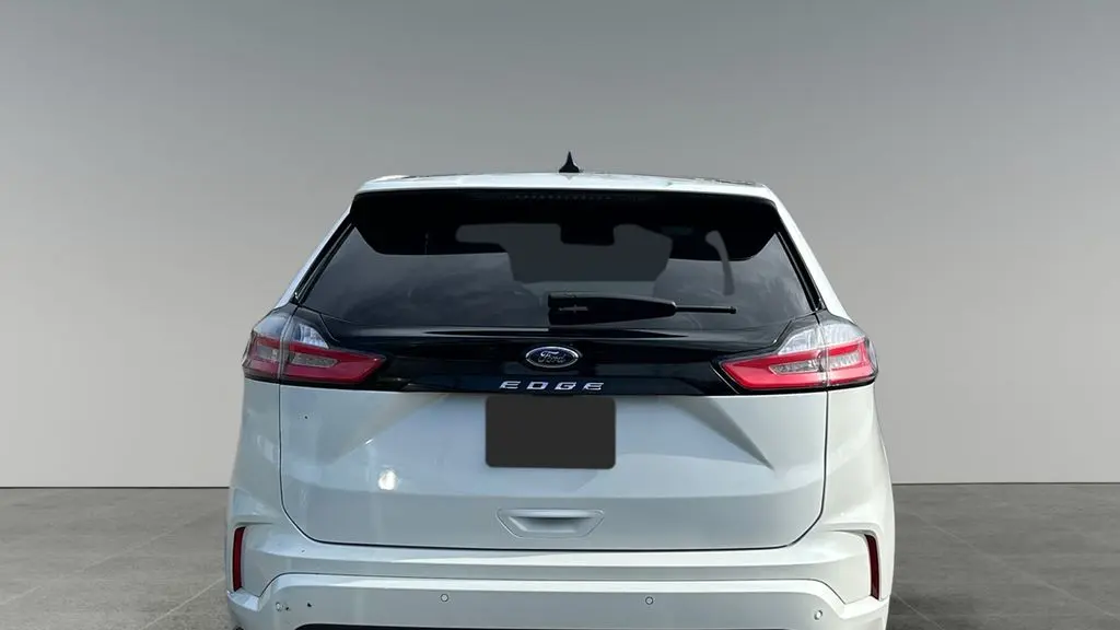 2022 Ford Edge ST-Line