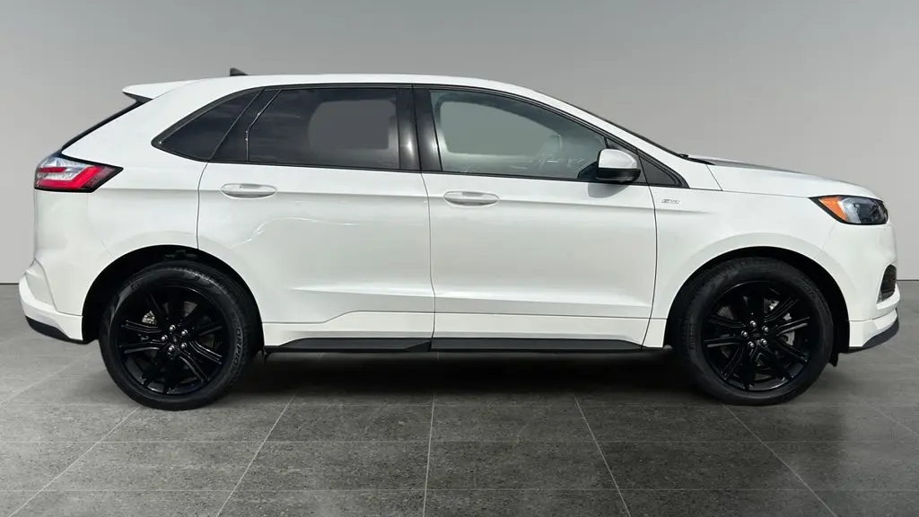 2022 Ford Edge ST-Line