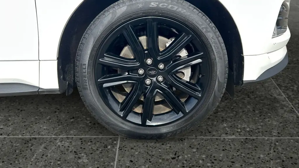 2022 Ford Edge ST-Line