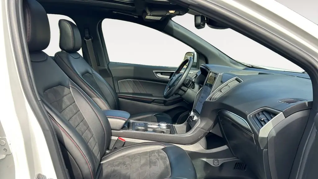 2022 Ford Edge ST-Line