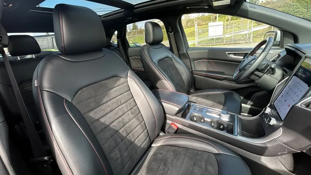 2022 Ford Edge ST-Line