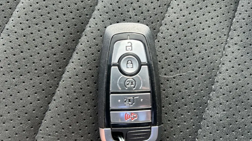 2022 Ford Edge ST-Line
