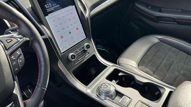 2022 Ford Edge ST-Line