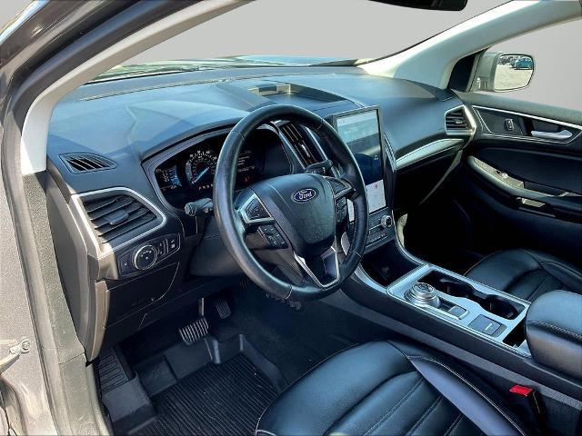 2022 Ford Edge - $15,999