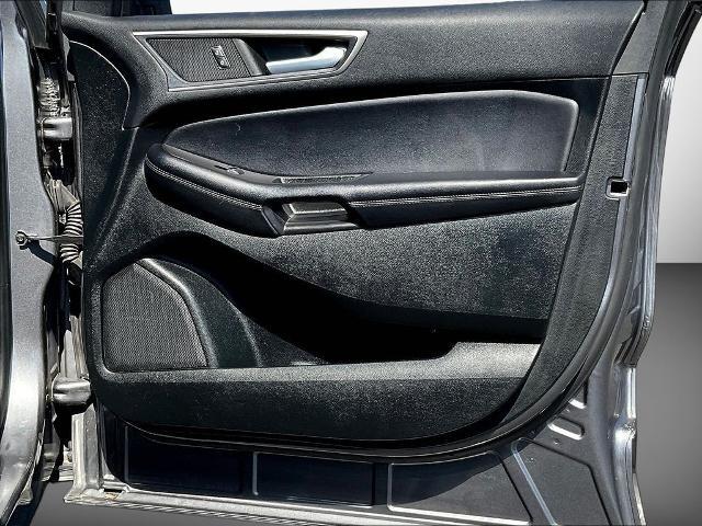 2022 Ford Edge - $15,999