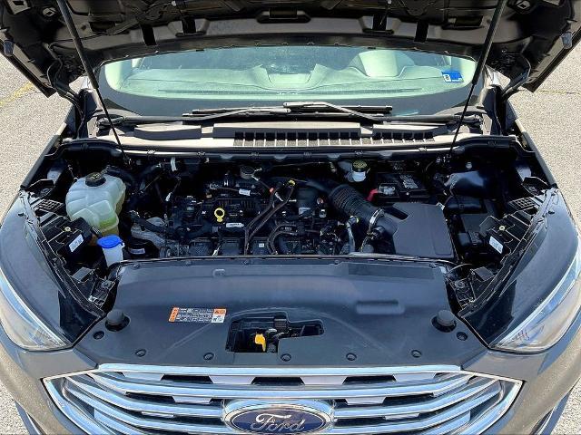 2022 Ford Edge - $15,999