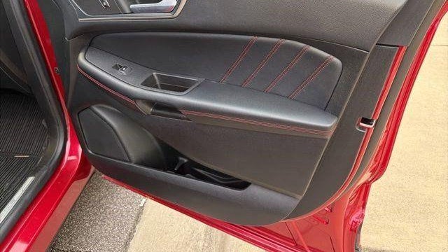 2022 Ford Edge ST-Line