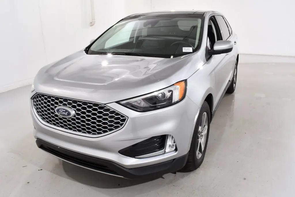 2023 Ford Edge - $27,455