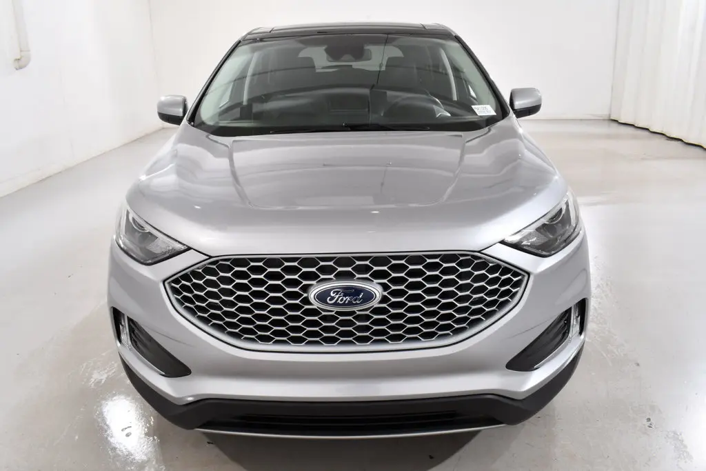 2023 Ford Edge - $27,455