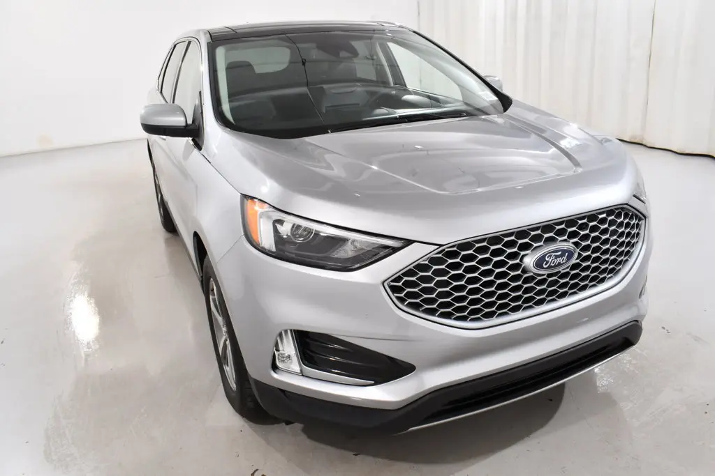 2023 Ford Edge - $27,455