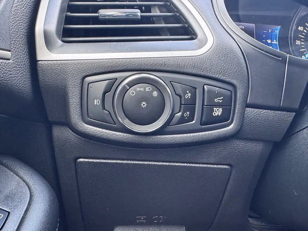 2023 Ford Edge - $24,804