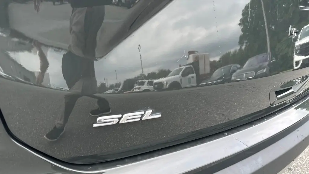 2023 Ford Edge SEL