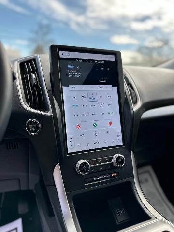 2023 Ford Edge - $26,999
