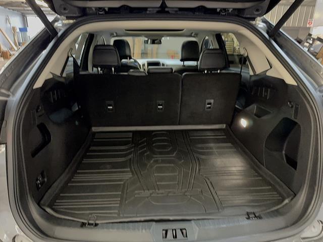 2023 Ford Edge - $27,590