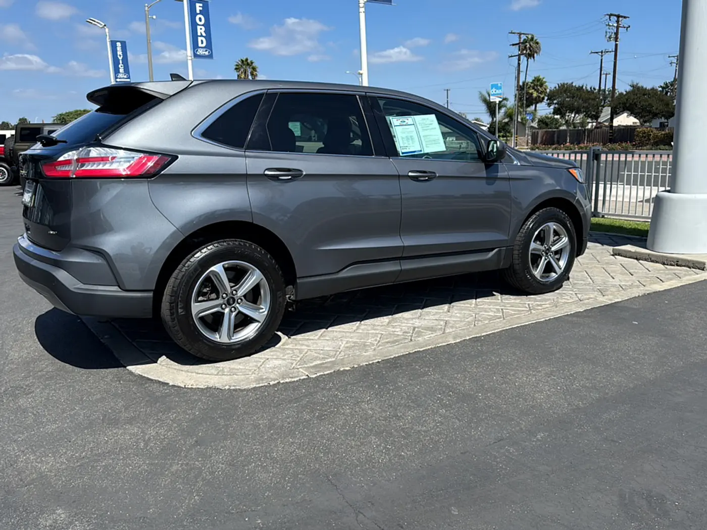 2024 Ford Edge