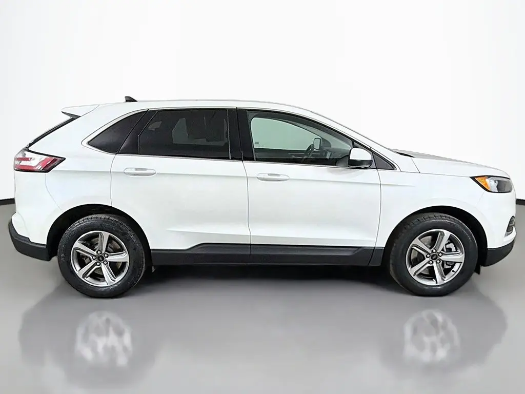 2024 Ford Edge - $21,999