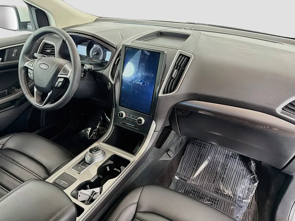 2024 Ford Edge - $21,999