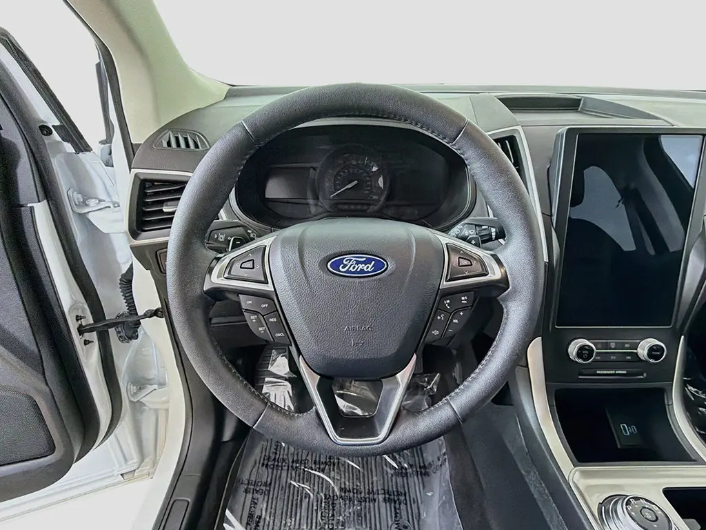 2024 Ford Edge - $21,999