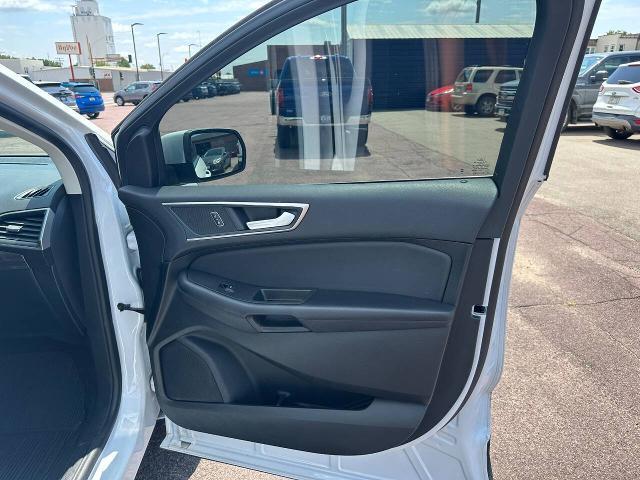 2024 Ford Edge - $31,900