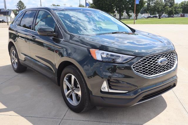2024 Ford Edge - $31,990