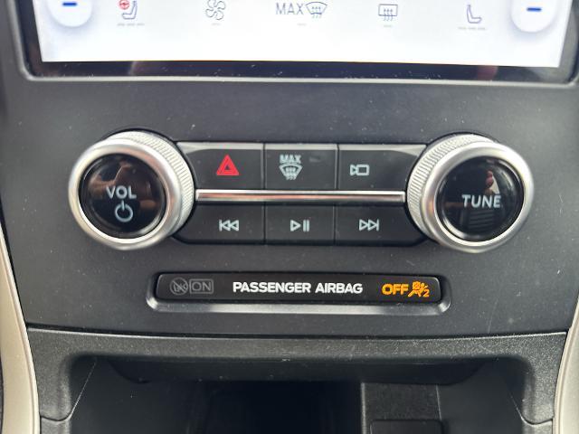 2024 Ford Edge - $27,995