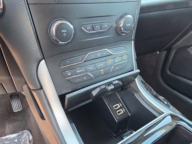 2019 Ford Edge - $17,720