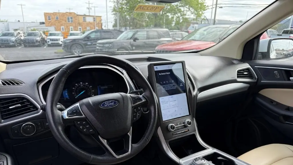 2021 Ford Edge SEL