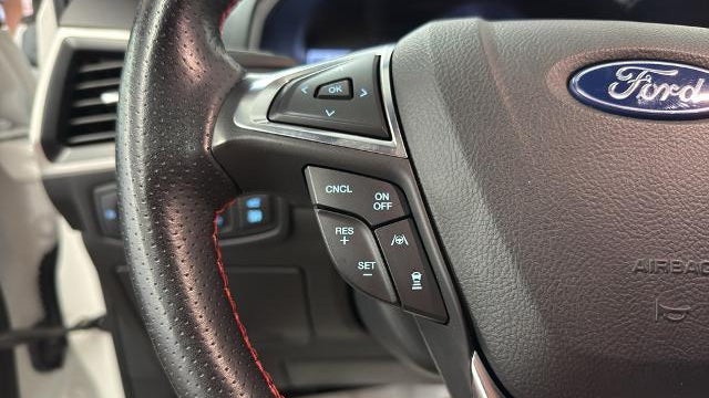 2022 Ford Edge ST-Line