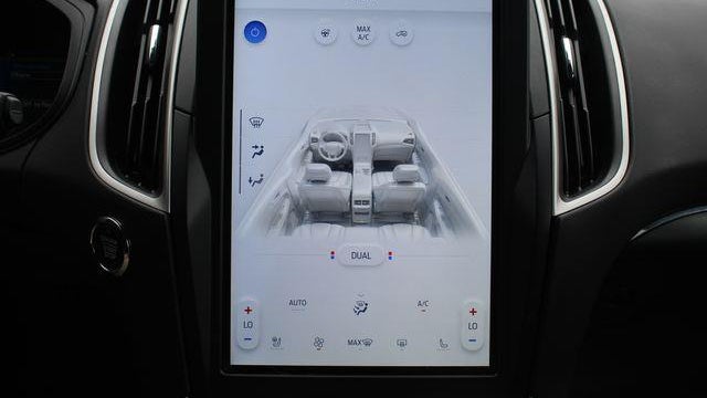 2022 Ford Edge ST-Line