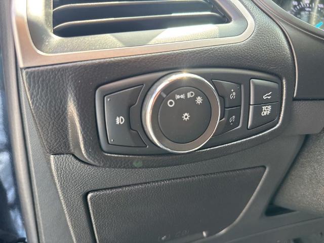 2022 Ford Edge - $28,240