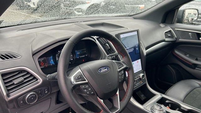 2022 Ford Edge ST-Line