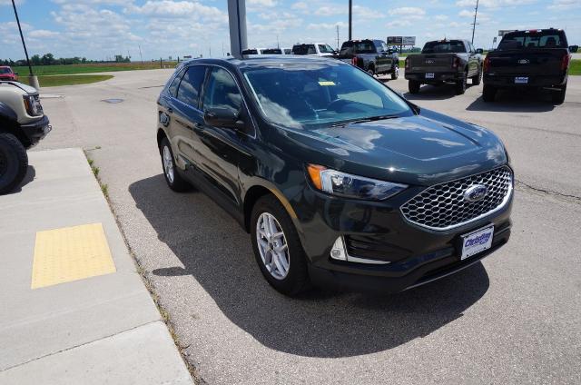 2023 Ford Edge - $27,999