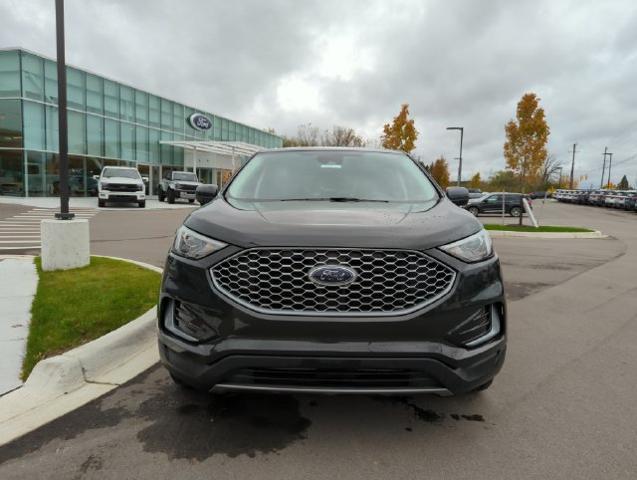 2023 Ford Edge - $24,804
