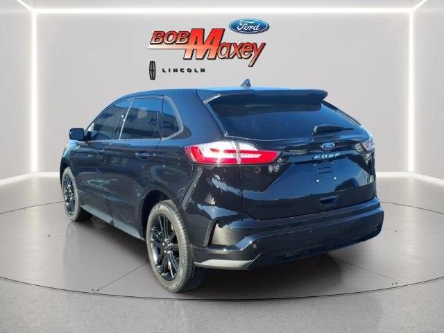 2023 Ford Edge - $27,757